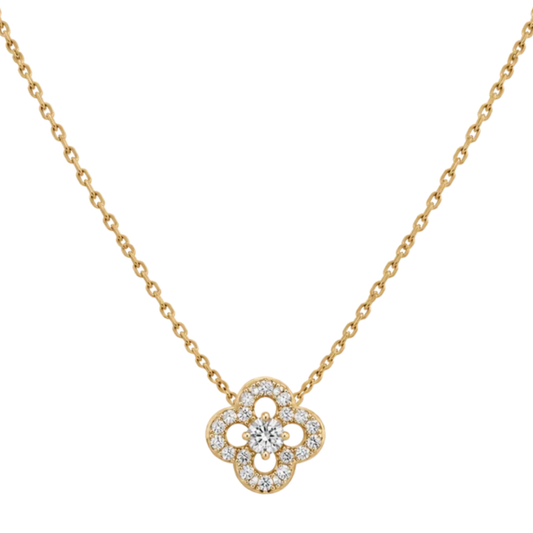 18ct yellow gold diamond clover pendant necklace featuring a GIA certified 0.26ct E VS1 centre diamond surrounded by 0.14ct of brilliant cut diamonds