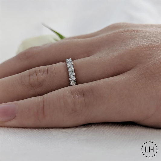 Hand