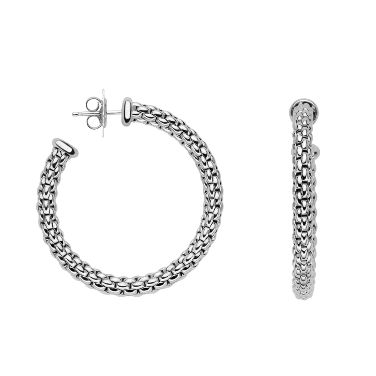 Elegant and effortlessly modern, these FOPE Essentials hoop earrings are crafted in 18ct white gold with the collection's signature woven mesh design. The 40mm size creates a bold yet refined everyday look.
