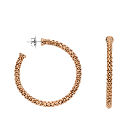 The FOPE Essentials Large Hoop Earrings are expertly crafted in 18ct rose gold, bringing together timeless style and contemporary Italian design. 