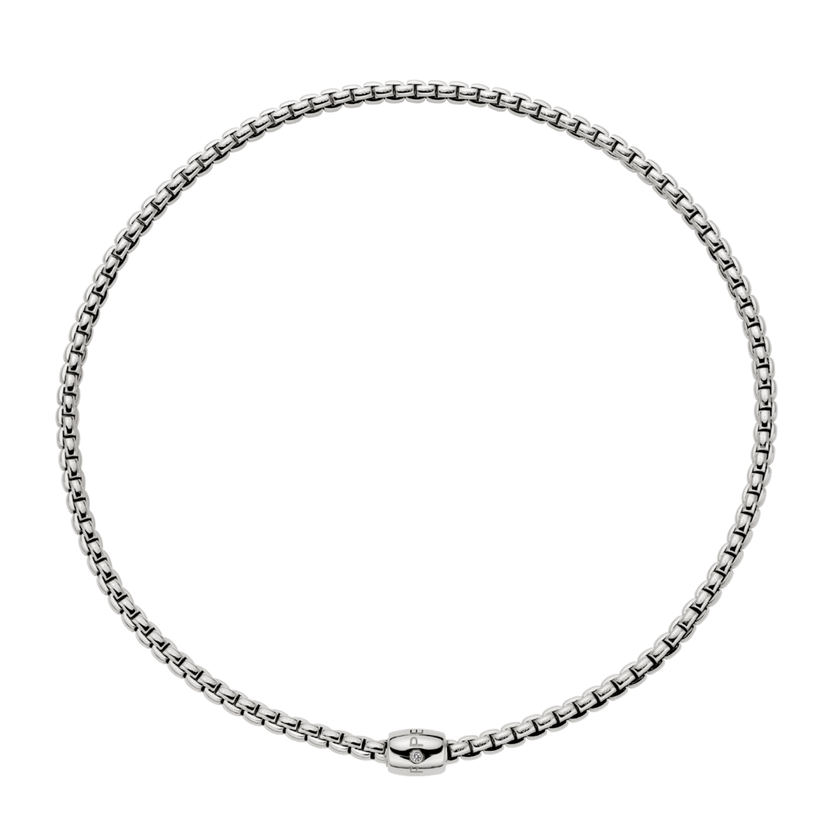 Crafted in 18ct white gold, this FOPE Solo Flex'it necklace combines effortless comfort with understated elegance. 