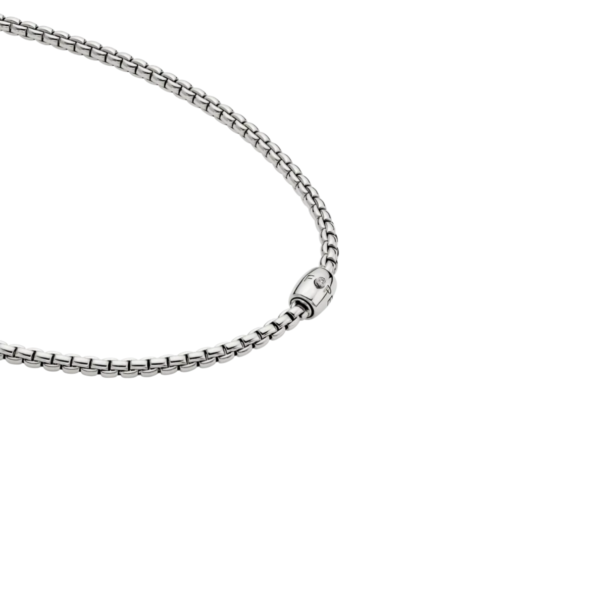 Elegant and effortlessly wearable, this FOPE Eka Flex'it necklace is crafted in 18ct white gold with a subtle 0.01ct diamond set clasp. Its flexible design offers exceptional comfort with a refined finish.
