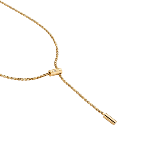 From the Aria collection, this yellow gold lariat necklace combines FOPE's signature fine mesh with a subtle 0.01ct diamond. Its adjustable fit makes it perfect for wearing alone or layered with other pieces.
