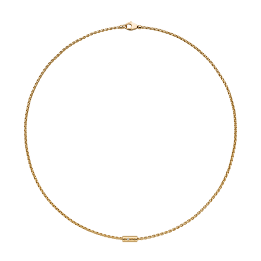 Elegant and understated, this FOPE Aria necklace is crafted in 18ct yellow gold and finished with a delicate 0.02ct diamond. The 60cm length creates a graceful look that's perfect worn alone or layered.