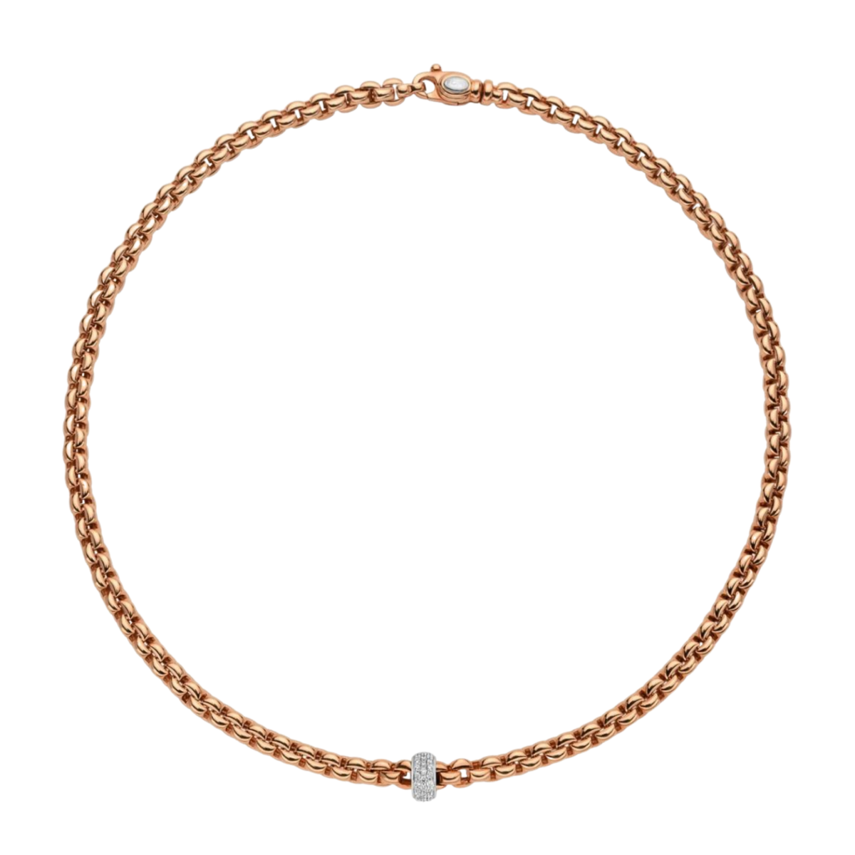Crafted in 18ct rose gold, this FOPE Eka necklace is beautifully finished with a white gold rondel set with 0.37ct of pavé diamonds. Elegant and contemporary, it's a timeless piece designed for effortless everyday wear.
