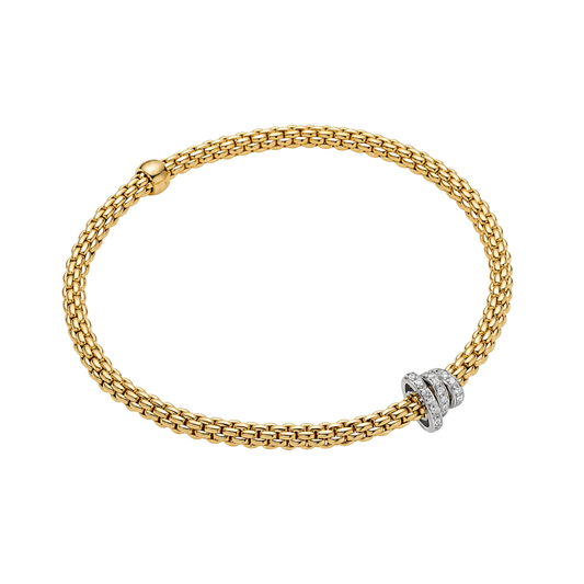 Pavé-set diamonds bring refined sparkle to this large FOPE Prima bracelet, crafted in 18ct yellow gold with the collection's signature Flex'it design.
