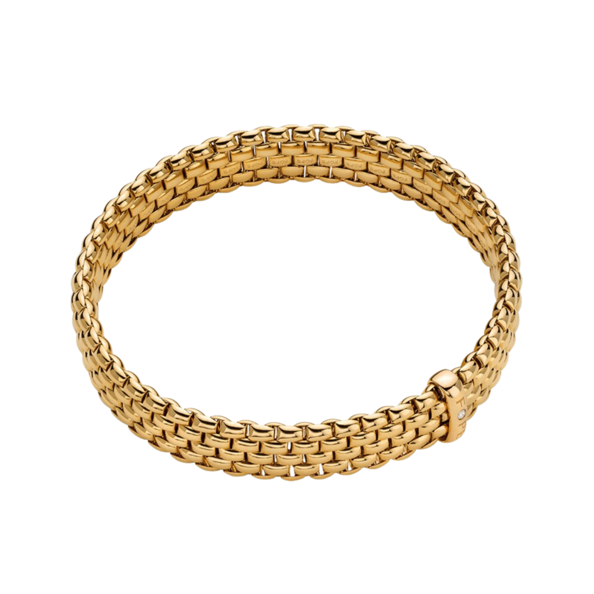 A polished 0.01ct diamond adds a refined finishing touch to this large FOPE Panorama bracelet, designed in flexible 18ct yellow gold for exceptional comfort.