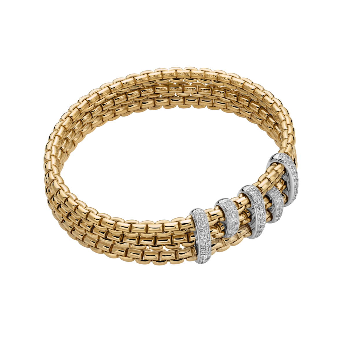 Three rows of 18ct yellow gold create a bold, contemporary look, while a white gold pavé diamond rondel adds an elegant finishing touch to this medium FOPE Eka bracelet.