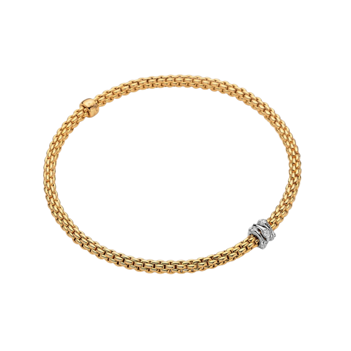 Three diamond-set white gold rondels bring a refined sparkle to this medium FOPE Prima bracelet, beautifully crafted in luxurious 18ct yellow gold.
