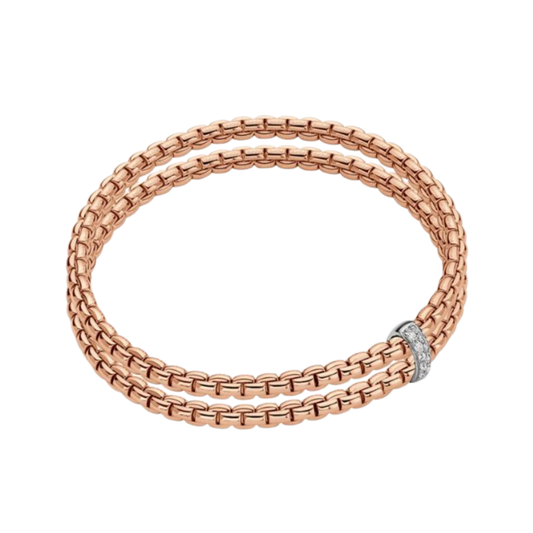 Warm 18ct rose gold gives this medium FOPE Prima bracelet a timeless look, enhanced by a single 0.01ct diamond and the signature Flex'it design.