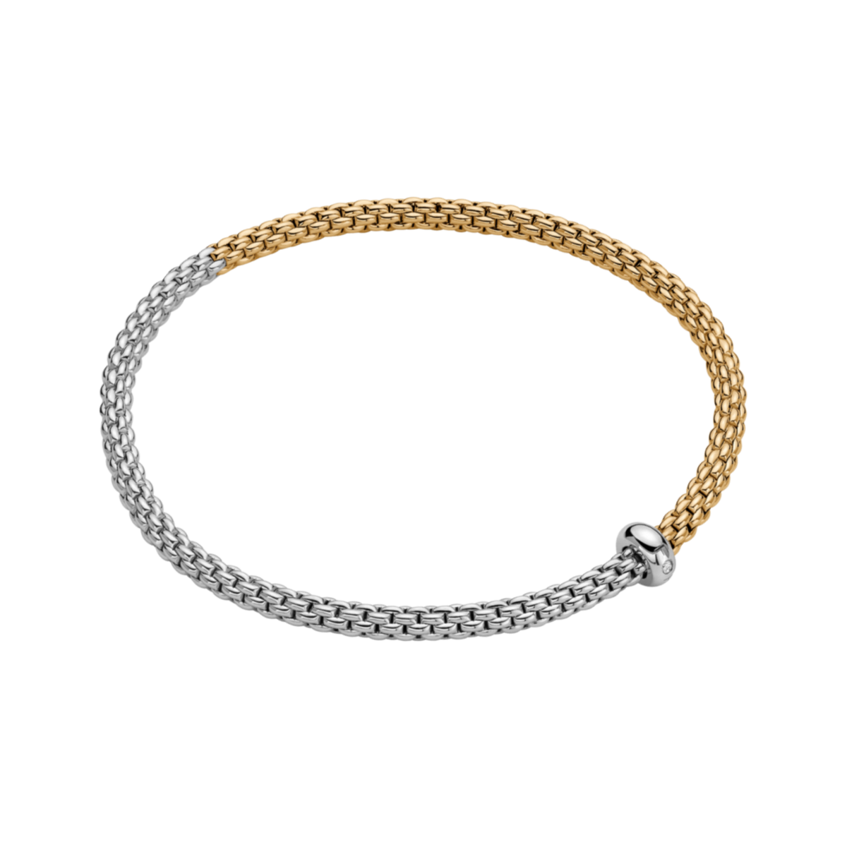 Crafted from 18ct white and yellow gold, this medium FOPE Prima bracelet showcases an elegant bicolour finish with the effortless comfort of the signature Flex'it design.
