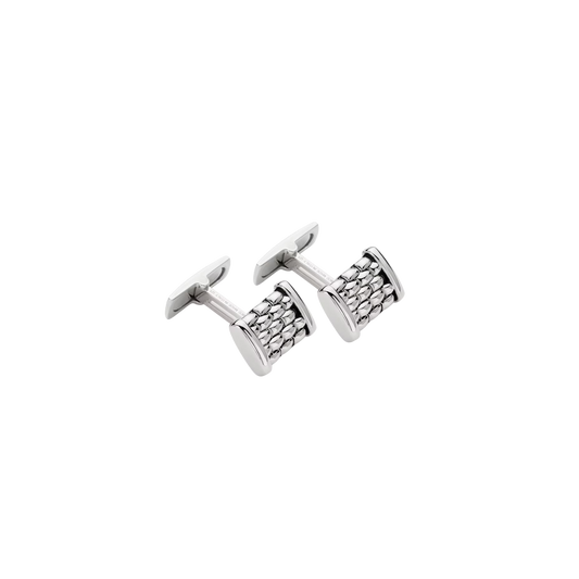Expertly crafted in 18ct white gold, these FOPE Panorama cufflinks showcase the collection's signature woven design for a smart and sophisticated finish.