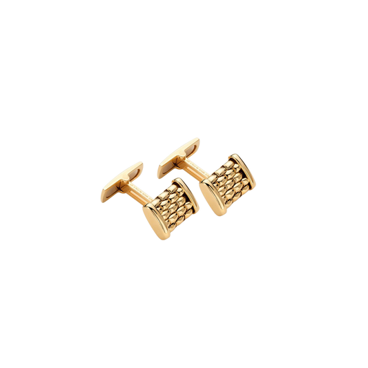 Crafted in luxurious 18ct yellow gold, these FOPE Panorama cufflinks showcase the collection's distinctive woven design with timeless Italian elegance.