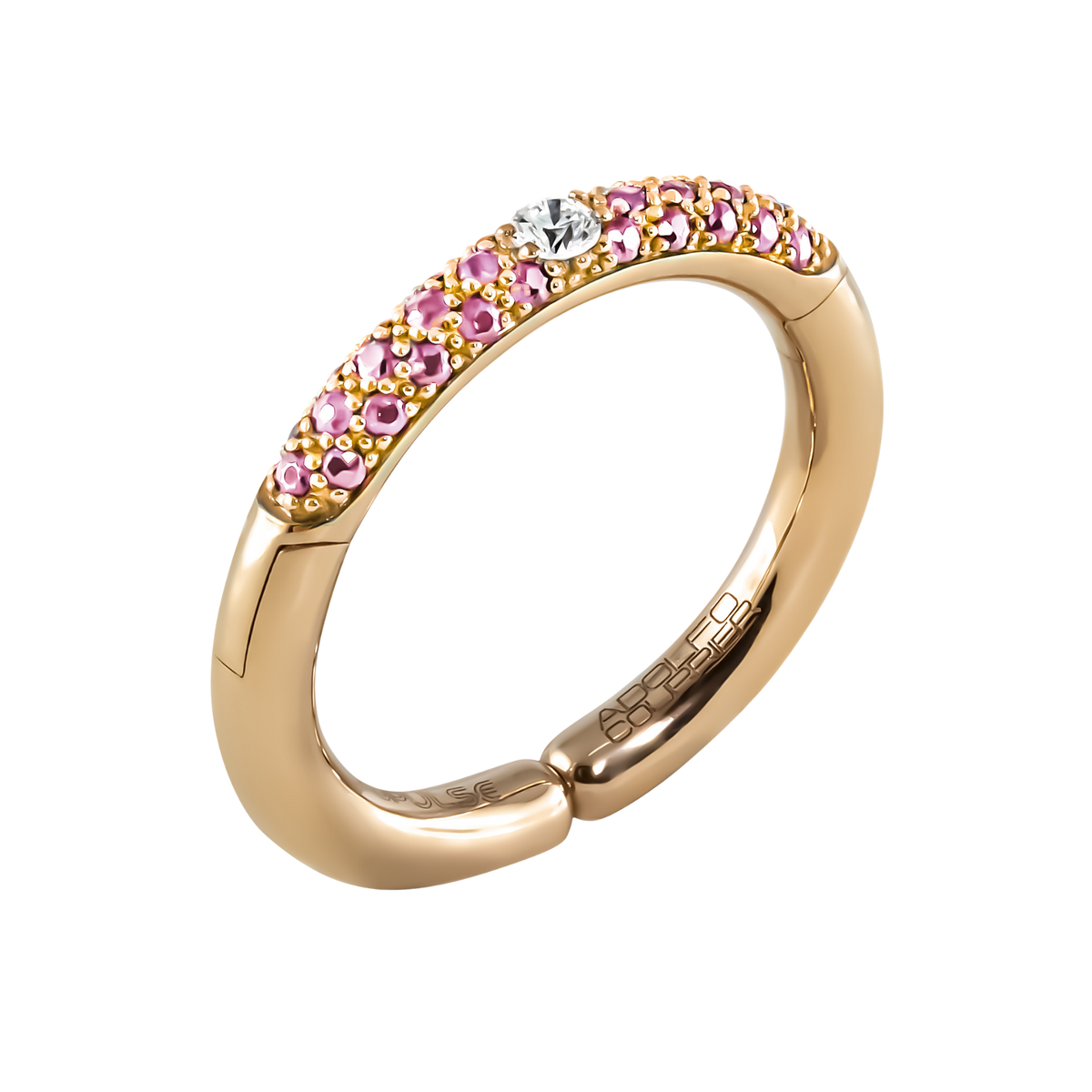 A vibrant blend of colour and brilliance, this 18ct yellow gold Populse Confetto ring features a 0.08ct brilliant round diamond at its centre, surrounded by a half eternity band of 0.33ct pink sapphires.