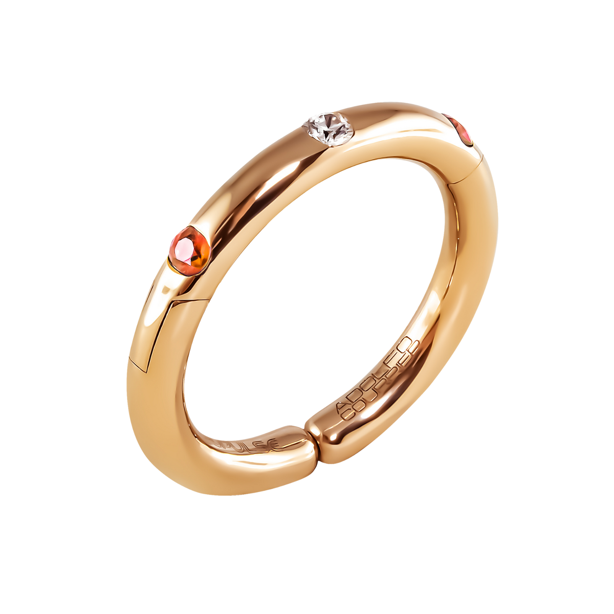 Crafted in 18ct yellow gold, this Populse Hermès ring features a 0.08ct brilliant round diamond, complemented by two 0.14ct orange sapphires set elegantly within the band.