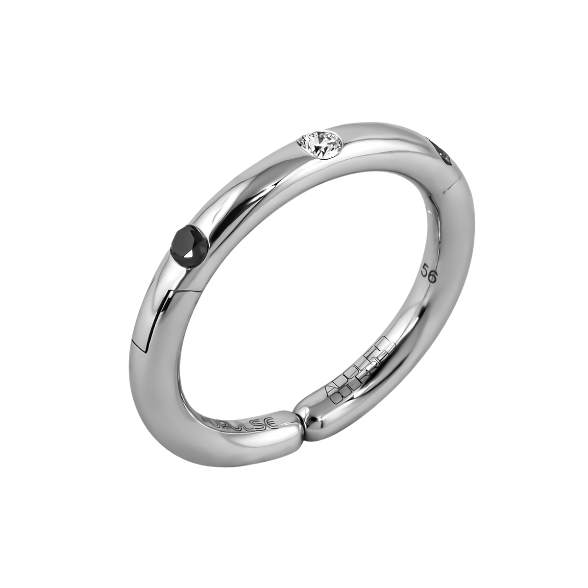 A contemporary expression of contrast, this 18ct white gold Populse Jungle Black & White ring features a 0.08ct brilliant round diamond, complemented by two black and grey diamonds set individually within the band.