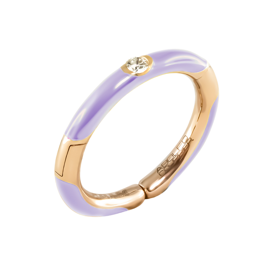 A soft pop of colour meets timeless elegance in this 18ct yellow gold Populse Lilla ring, featuring a 0.08ct brilliant round diamond and a delicate partial lilac enamel finish.