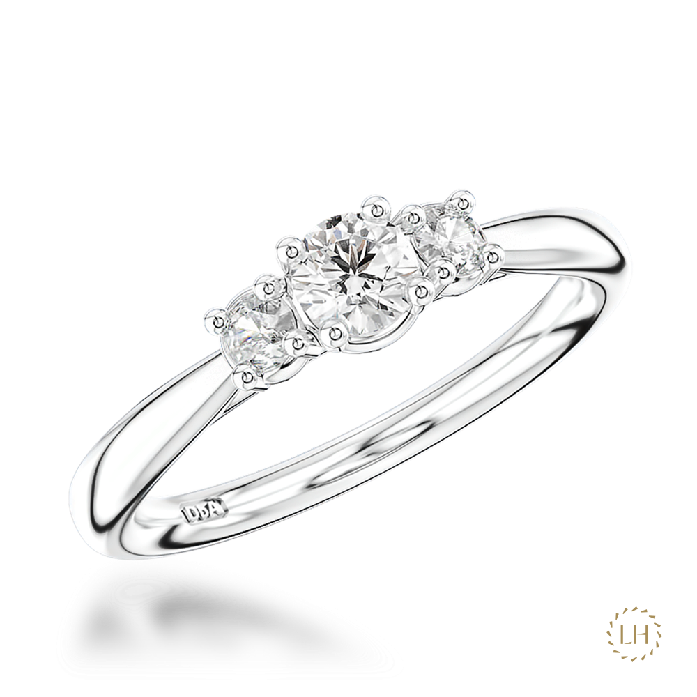 Petite Trilogy Classic 0.31ct E VS