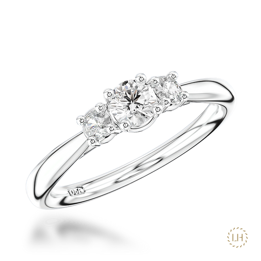 Petite Trilogy Classic 0.31ct E VS