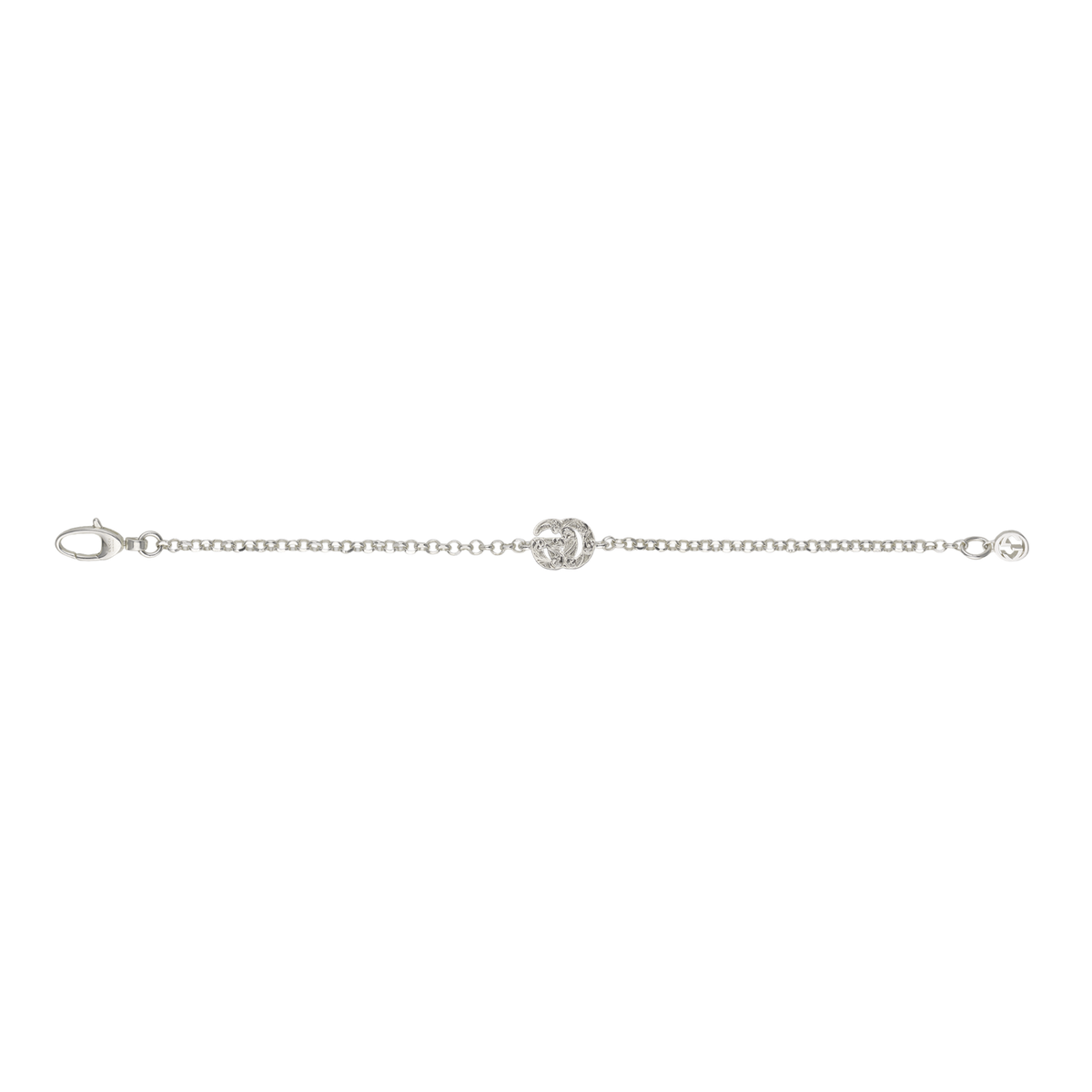 Elegant and easy to wear, this Gucci bracelet pairs polished sterling silver with a distinctive GG Marmont feature for a sophisticated finishing touch.