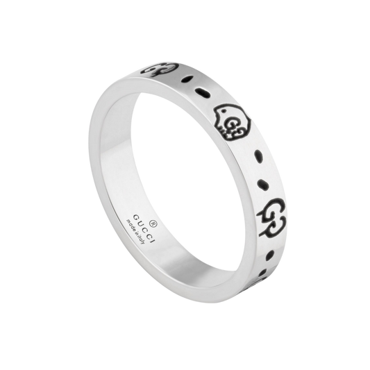 Bold and instantly recognisable, this Gucci Ghost ring features engraved signature detailing inspired by contemporary street art and luxury Italian craftsmanship.