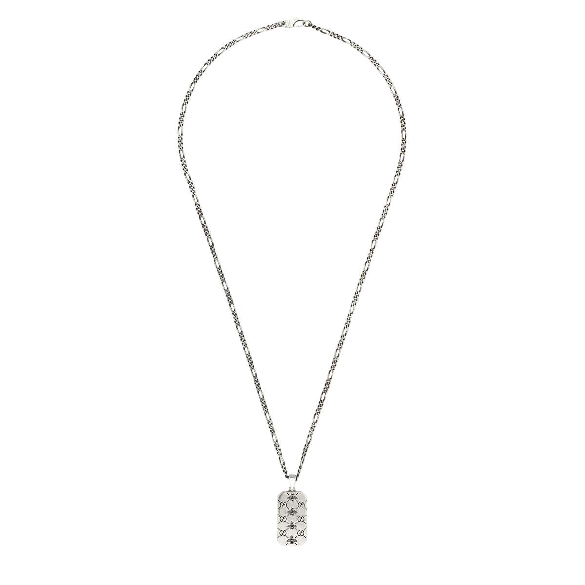 Make a statement with this Gucci silver necklace featuring an engraved dog tag pendant detailed with the iconic GG monogram and signature bee motif. 