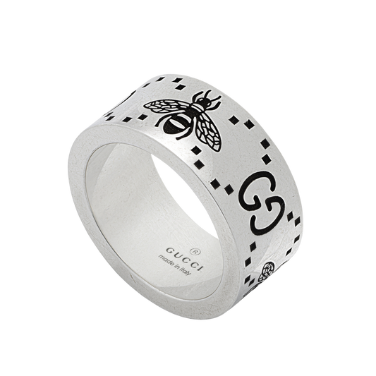 A bold choice for everyday wear, this Gucci Signature 9mm Ring in size 19 pairs engraved GG and bee motifs with sterling silver for a look that's confident without being overdone.
