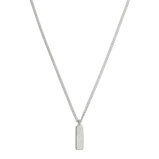 Sleek, simple, and instantly recognisable, this sterling silver Gucci necklace showcases the house’s iconic Tag design. 