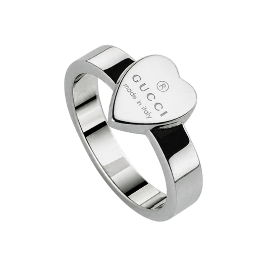 Gucci Trademark Heart ring in 925 sterling silver with signature Gucci logo detailing