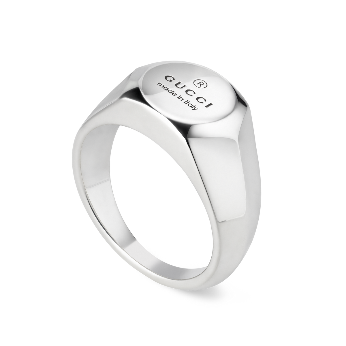 Gucci Trademark signet ring in 925 sterling silver with engraved logo detailing