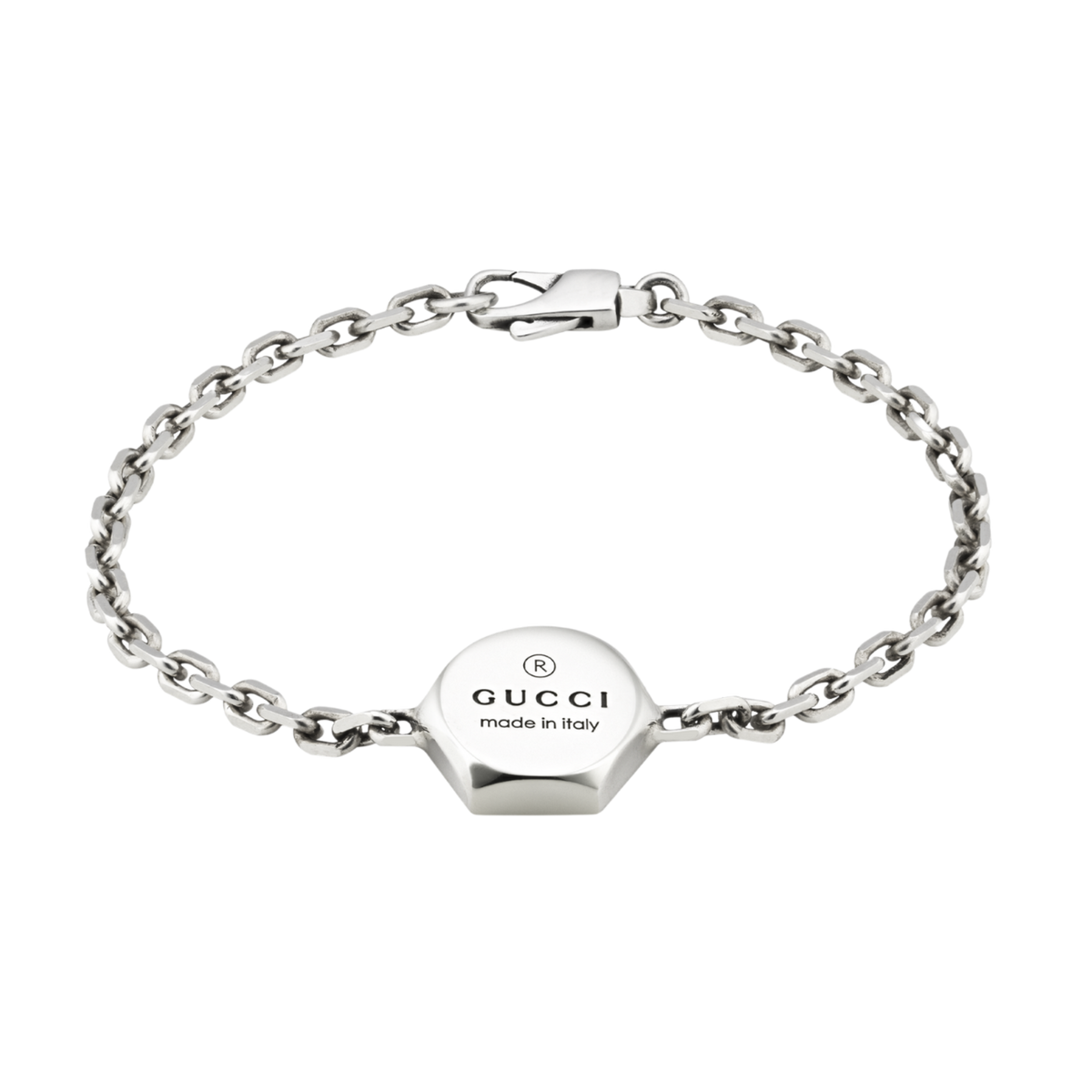 A bold expression of Gucci’s signature style, this Interlocking G charm bracelet is crafted from polished 925 sterling silver and features the iconic cut-out GG motif.