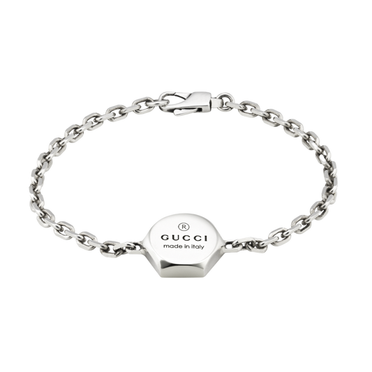 A bold expression of Gucci’s signature style, this Interlocking G charm bracelet is crafted from polished 925 sterling silver and features the iconic cut-out GG motif.