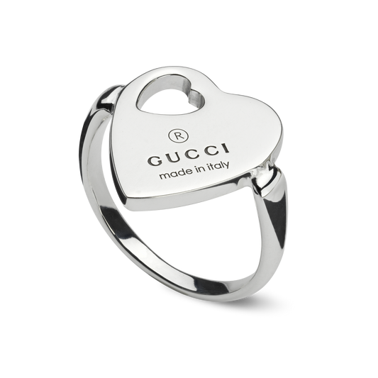 Gucci Trademark sterling silver ring with engraved heart motif and cut-out heart detail