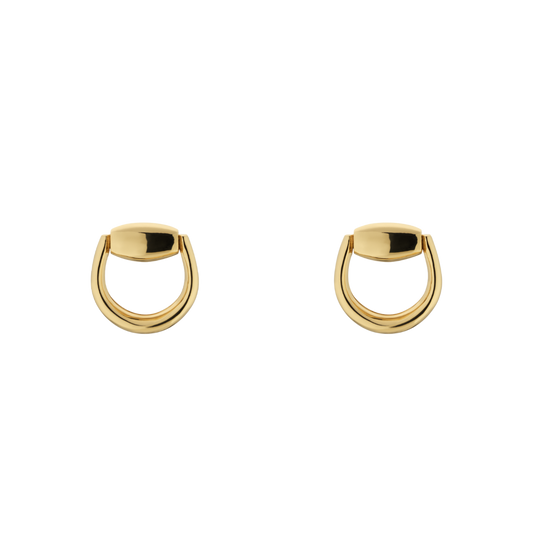 A refined expression of Gucci’s equestrian heritage, these Horsebit stud earrings are crafted from luxurious 18ct yellow gold and feature the brand’s iconic half-horsebit motif.
