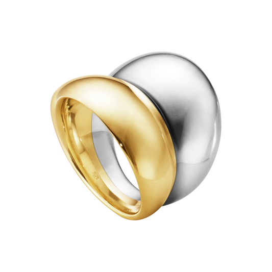 The Georg Jensen Curve Two Tone Ring is a striking expression of contemporary Scandinavian design, combining flowing curves of 18ct yellow gold and sterling silver to create a sculptural piece that feels both modern and timeless.