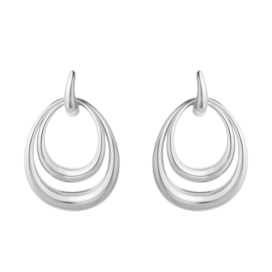 The Georg Jensen Offspring Large Earrings are designed to make an impression with their bold yet beautifully balanced shape. Crafted in sterling silver, the smooth oval forms create a sculptural look that's modern, elegant and surprisingly lightweight, making them just as comfortable as they are striking.
