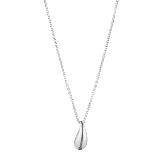 The Georg Jensen Reflect Small Pendant is a clean, modern and unique for those who appreciate contemporary jewellery with a soft edge. 