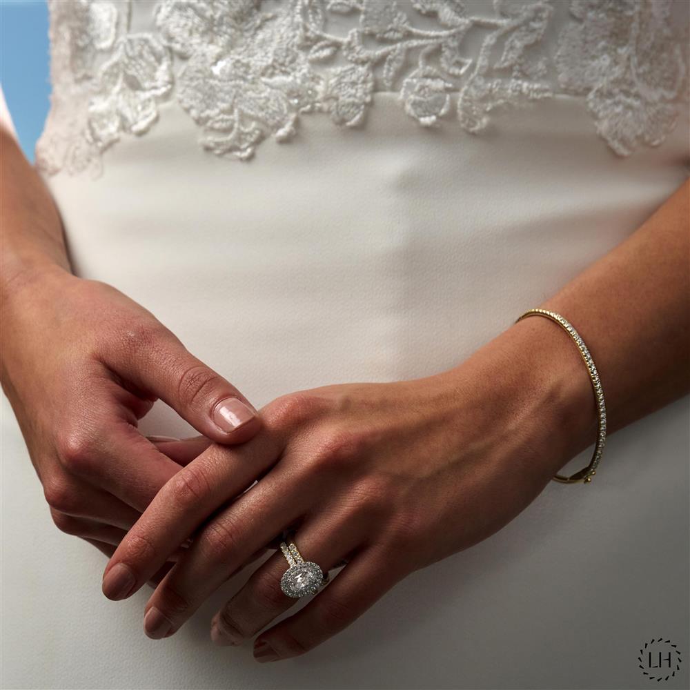 Hand
