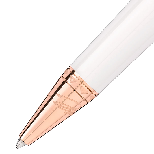 Close-up of the Montblanc Muses Marilyn Monroe Special Edition Pearl Ballpoint Pen