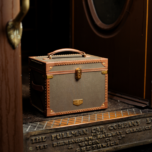 More than just a jewellery box, the Wolf Ida Trunk is designed to be cherished for years to come. Combining elegant materials, practical storage, and travel-inspired styling, it's the perfect choice for jewellery lovers looking for both luxury and functionality.