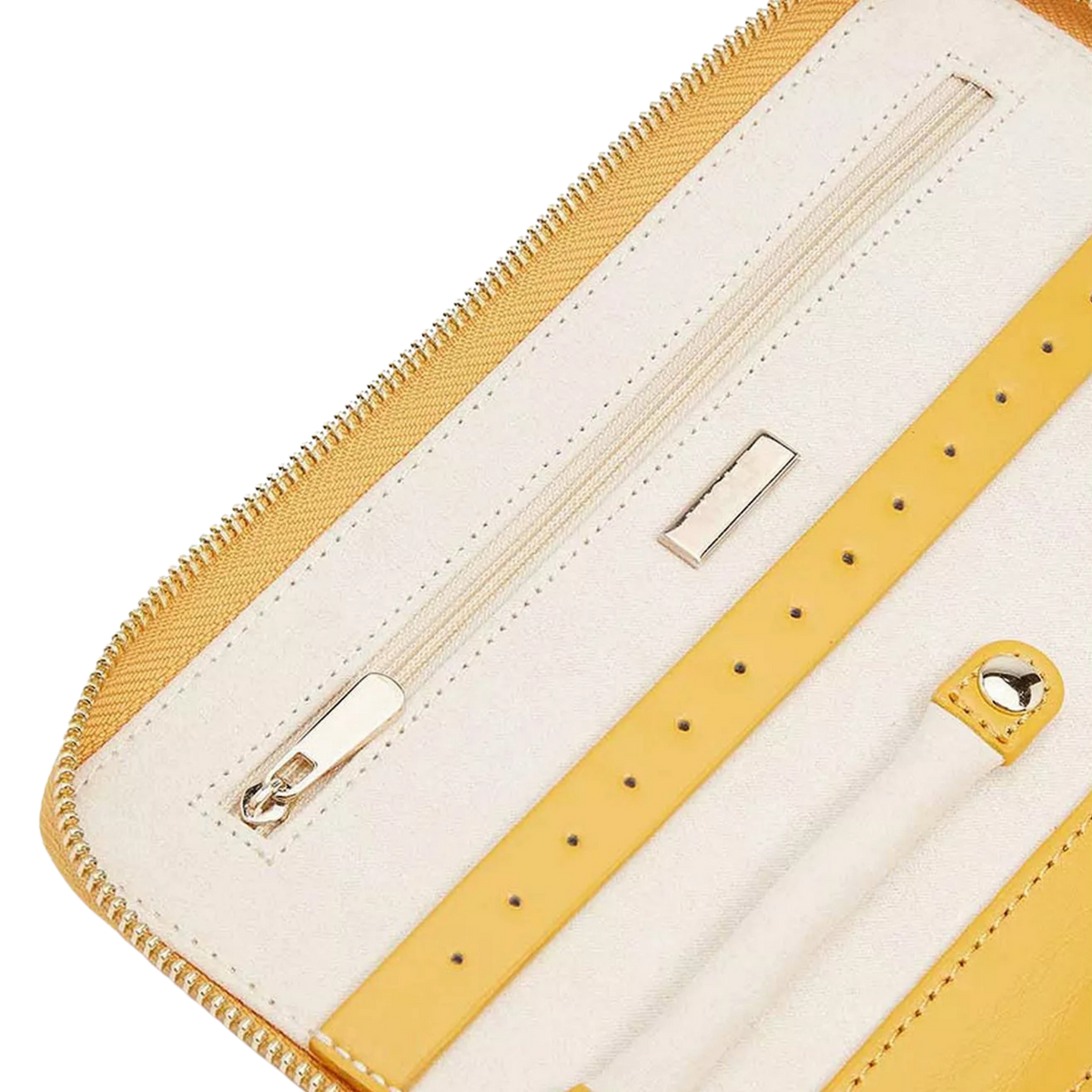 Open the portfolio to reveal a carefully arranged interior designed for complete jewellery storage.
Dedicated sections include ring rolls, earring tabs, necklace hooks, and secure zip compartments, helping to keep each piece separate and easy to access.
A well-structured layout that prevents tangling and keeps everything in place.