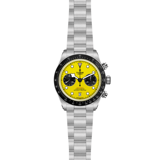 Powered by the COSC-certified Manufacture Calibre MT5813, this Black Bay Chrono delivers exceptional precision, a 70-hour power reserve and unmistakable Swiss craftsmanship.
