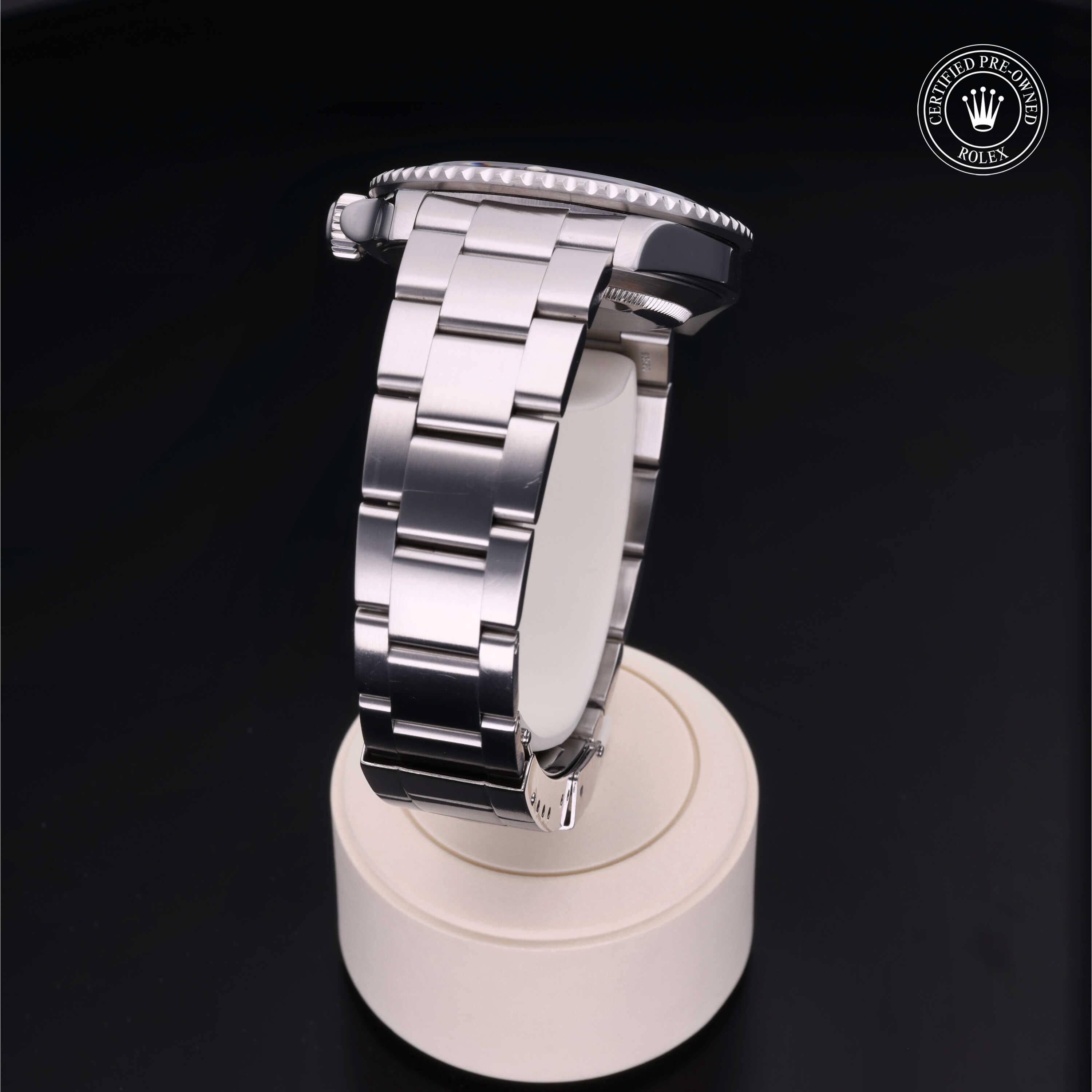 Rolex Submariner Date 40 - 360° view