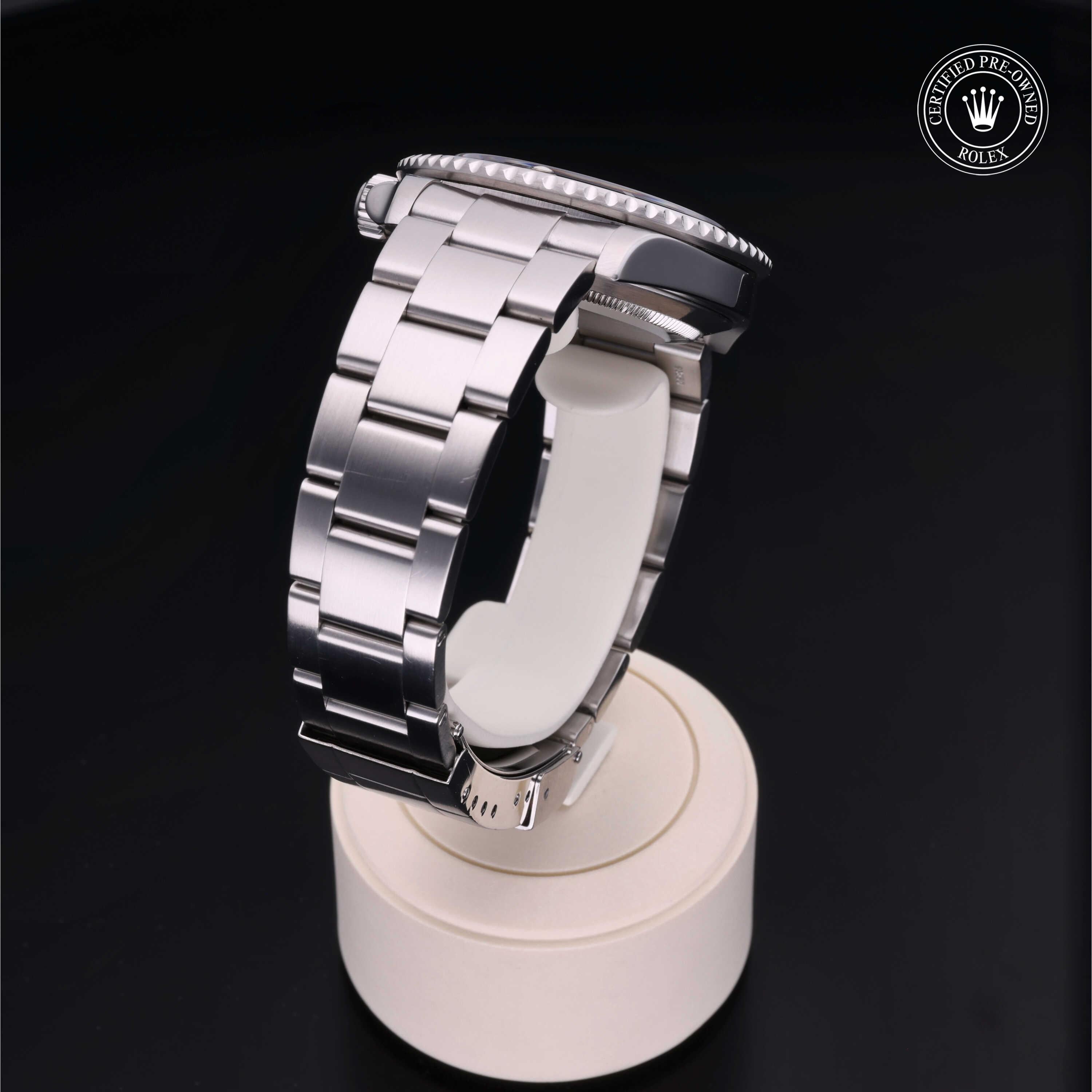 Rolex Submariner Date 40 - 360° view