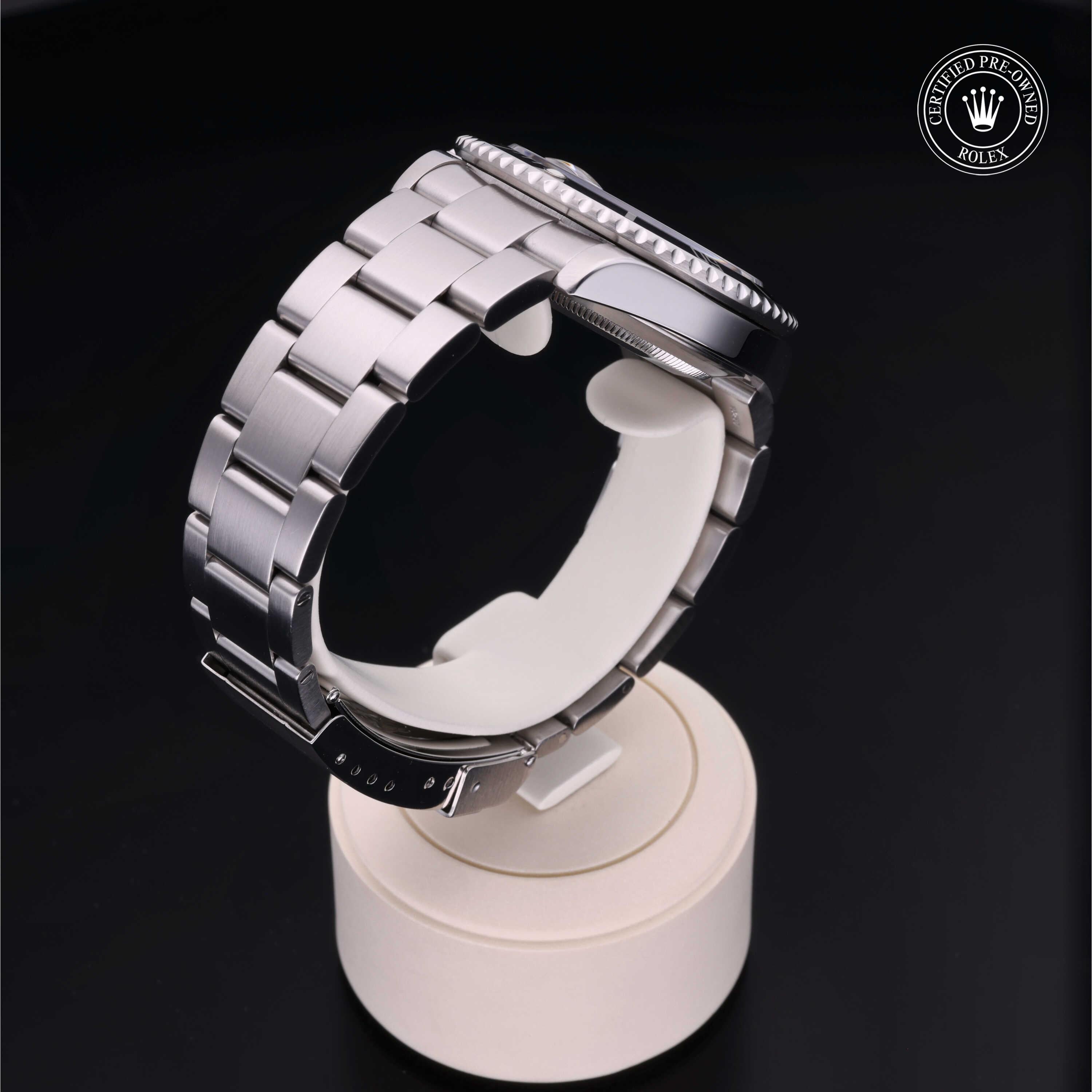 Rolex Submariner Date 40 - 360° view