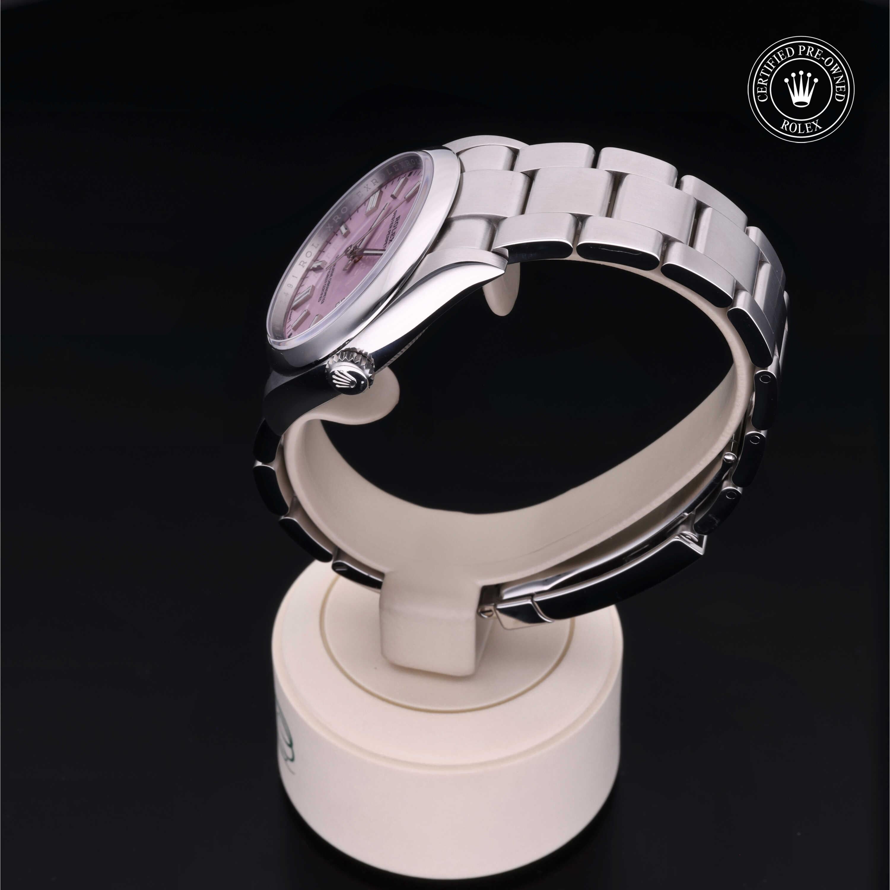 Rolex Oyster Perpetual 36 - 360° view