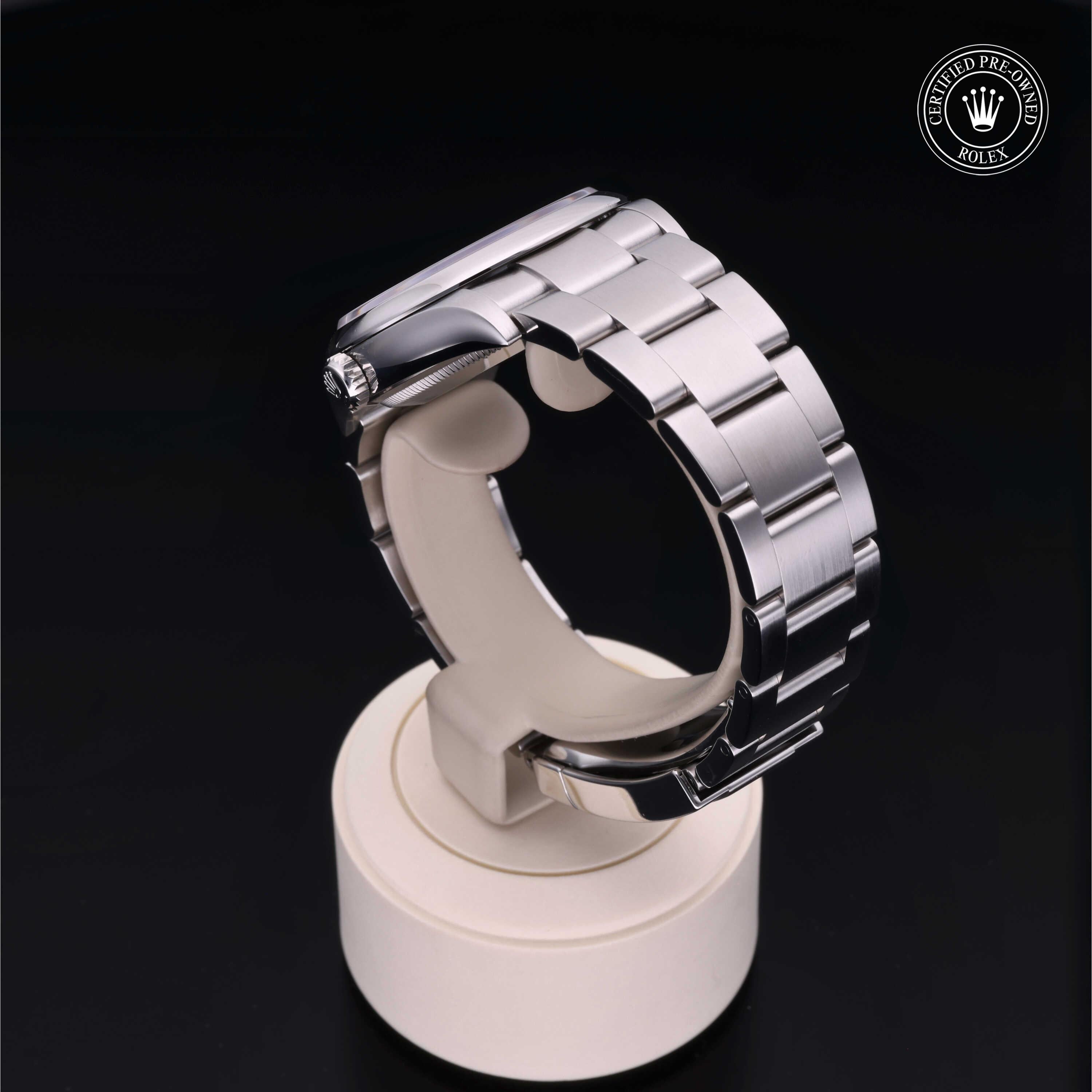 Rolex Oyster Perpetual 36 - 360° view