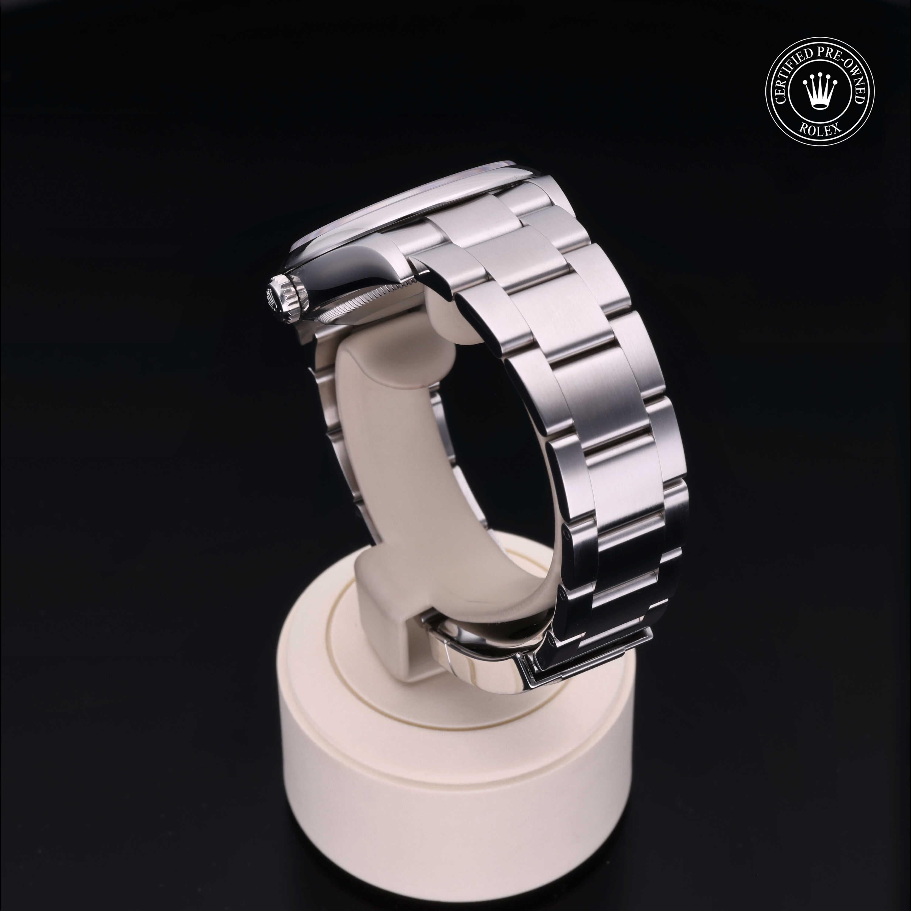 Rolex Oyster Perpetual 36 - 360° view