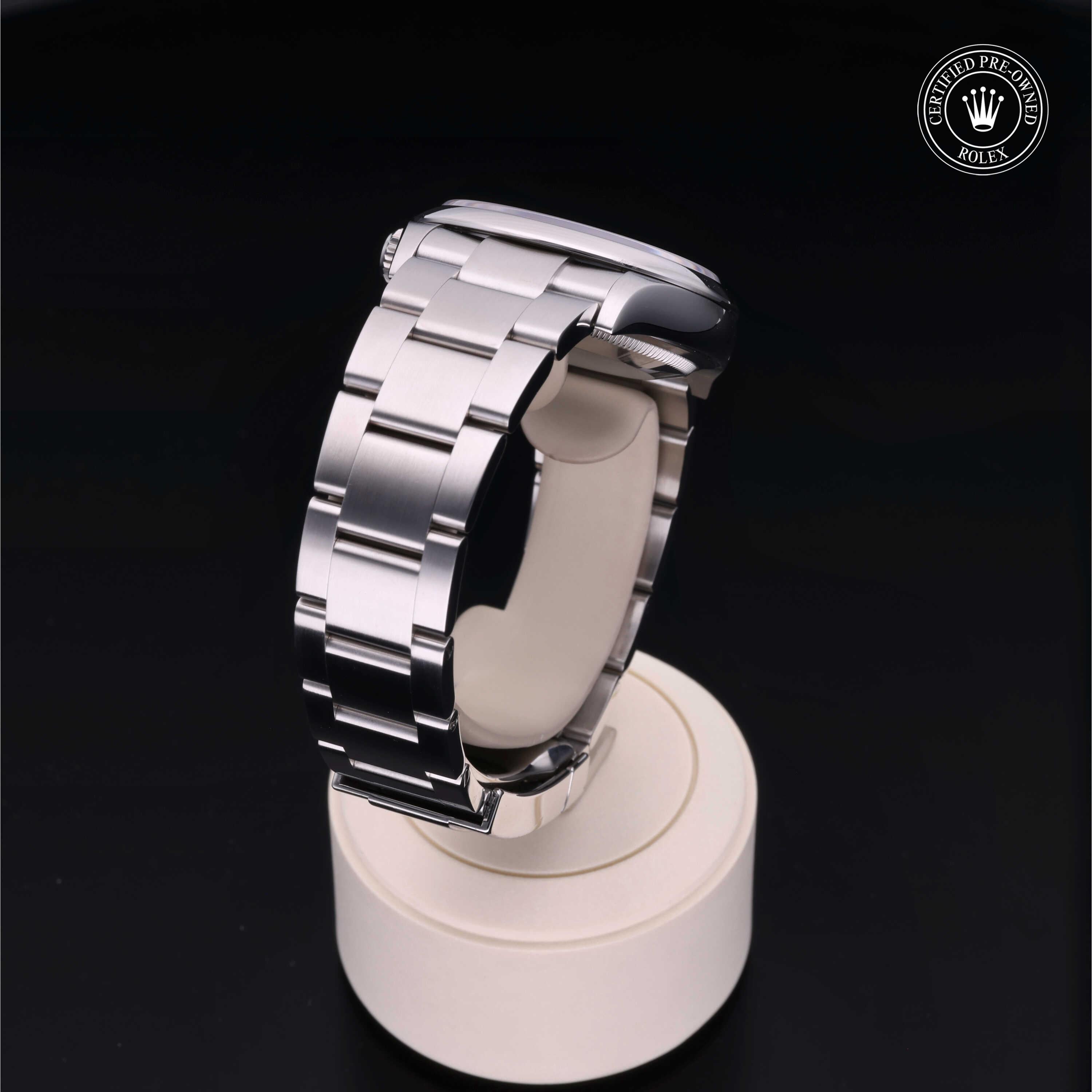 Rolex Oyster Perpetual 36 - 360° view