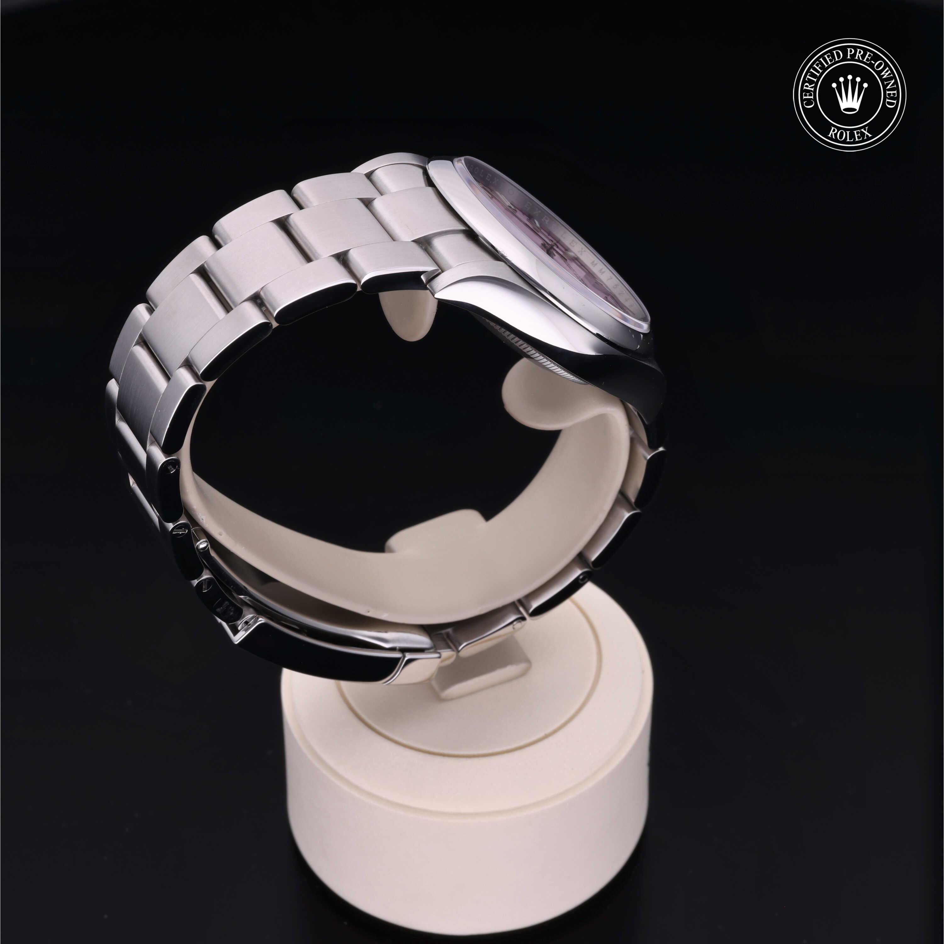Rolex Oyster Perpetual 36 - 360° view